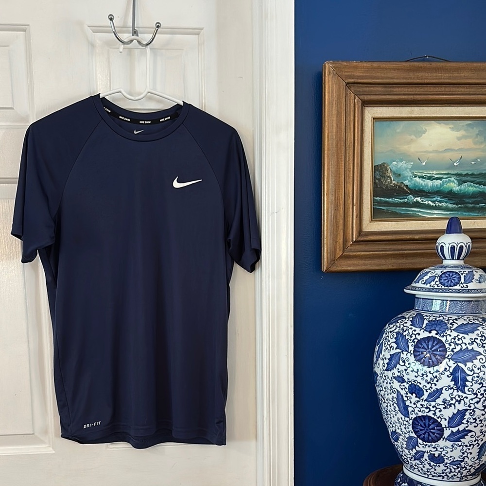 Men’s Nike Swim Dri-Fit UPF 40+ Blue Polyester Short Sleeve Shirt Size Medium